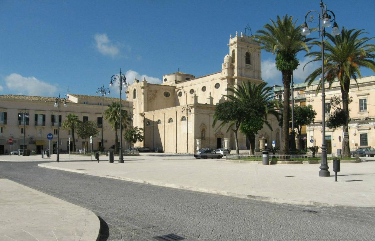 Garibaldi Maison De Charme Avola Exterior photo